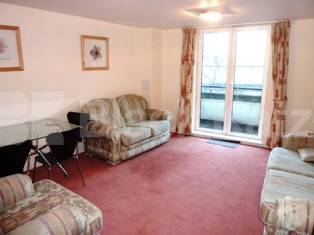 			NEW INSTRUCTION!, 3 Bedroom, 1 bath, 1 reception Flat			 Palgrave Gardens, BAKER STREET / REGENTS PARK